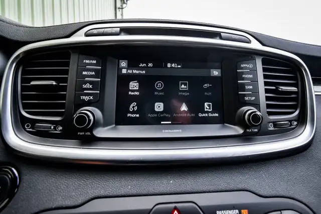2018 Kia Sorento EX V6 • HEATED LEATHER • PREM. AUDIO • CP/AA dans Autos et camions dans Kingston - Image 26