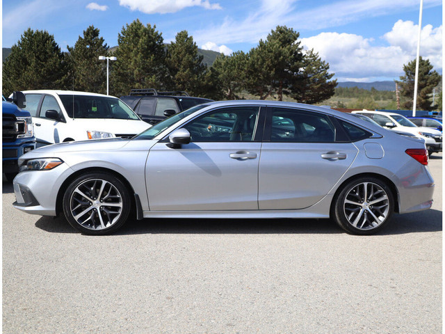 2022 Honda Civic Sedan Touring CVT Sedan - No Accidents / BC Veh in Cars & Trucks in Penticton - Image 2