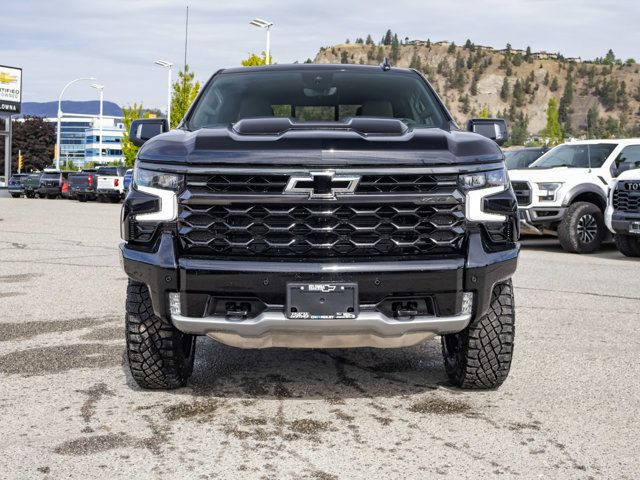 2025 Chevrolet Silverado 1500 ZR2 in Cars & Trucks in Kelowna - Image 3