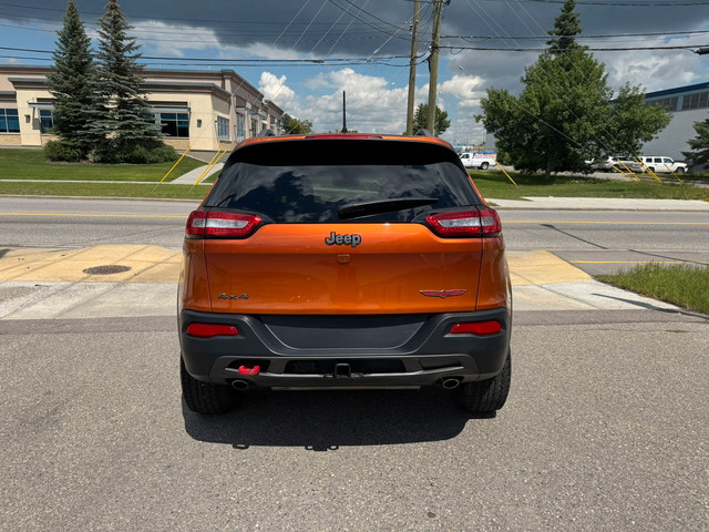 2016 Jeep Cherokee Trailhawk 3.2L 4WD in Cars & Trucks in Calgary - Image 3