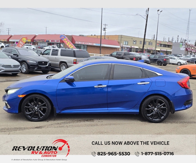 2019 Honda Civic Touring in Cars & Trucks in Edmonton - Image 4