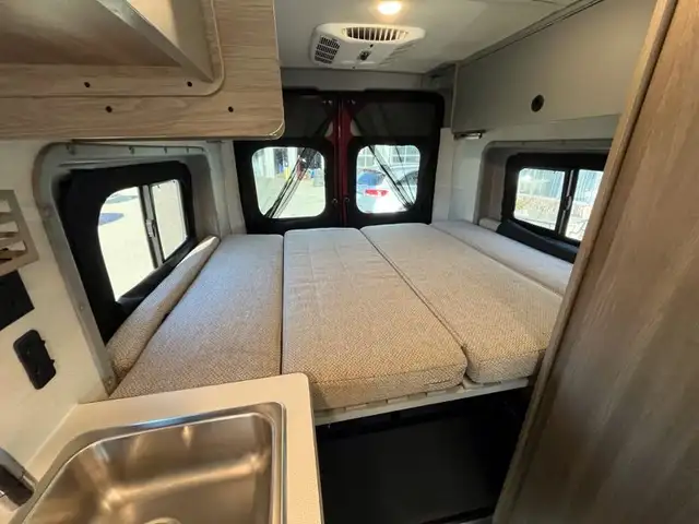 2023 Solis in RVs & Motorhomes in Laval / North Shore - Image 20