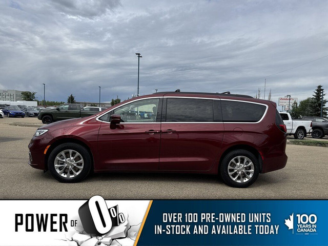 2022 Chrysler Pacifica Touring L in Cars & Trucks in Edmonton - Image 4