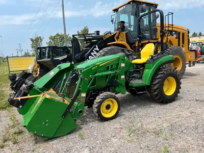32hp, Hydrostatic, 4wd, Front end loader with Deere Qtach bucket , Deere front PTO snowblower - Whol...