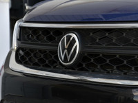 This 2022 Volkswagen Taos Comfortline is a practical and efficient compact SUV that offers smooth pe... (image 9)