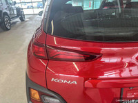 PULSE RED MICA, BLACK, CLOTH SEAT TRIM, Wheels: 16 x 6.5J Aluminum, Wheels w/Silver Accents, Variabl... (image 8)
