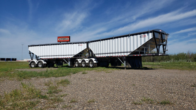 2025 Doepker Classic Super B Grain in Heavy Equipment in Saskatoon - Image 3