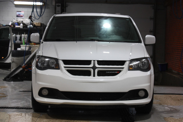 2016 Dodge Grand Caravan R/T in Cars & Trucks in City of Montréal - Image 2