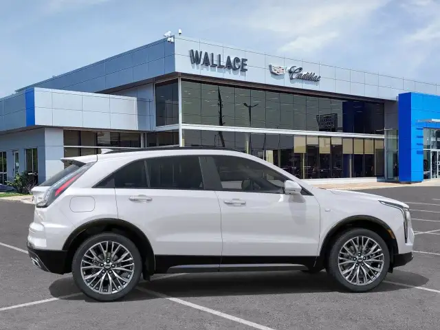 2025 Cadillac XT4 Sport in Cars & Trucks in Oakville / Halton Region - Image 10