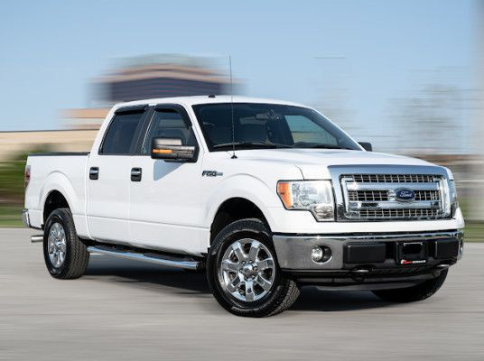 2014 Ford F-150 5.0L|XLT PKG|4x4| SUPER CREW |BACK UP|VERY CLEAN in Cars & Trucks in City of Toronto