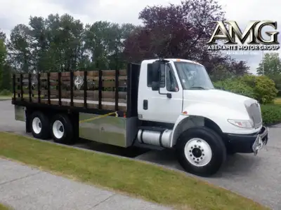2015 International 4400 20' Flatdeck Dually Diesel 6x4 8 Foot Wide 7.6L 6 cylinder Power door locks,...