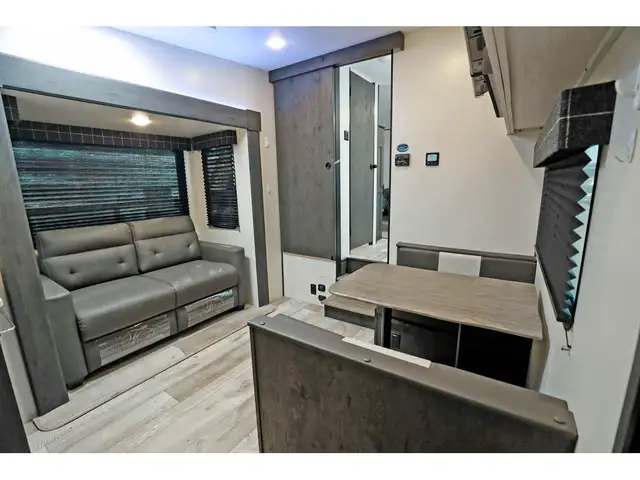 2023 K-Z Sportsmen Fifth Wheel 231RK fifth wheel Sportsmen de 25 in Travel Trailers & Campers in Laval / North Shore - Image 12