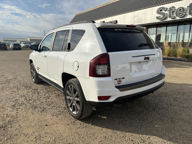  2017 Jeep Compass 4X4! LEATHER! SUNROOF! BRONZE PKG! in Cars & Trucks in Red Deer - Image 4