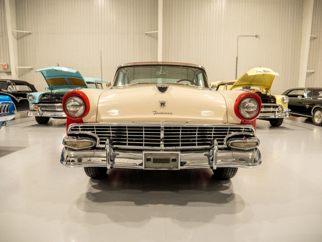 1956 Ford Crown Victoria in Classic Cars in London - Image 3