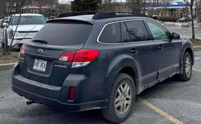 2011 Subaru Outback Limited Package w/Multimedia