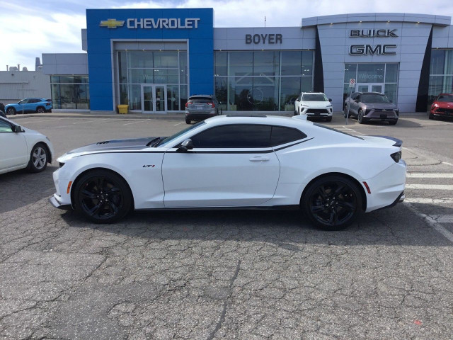 2022 Chevrolet Camaro in Cars & Trucks in Oshawa / Durham Region - Image 2
