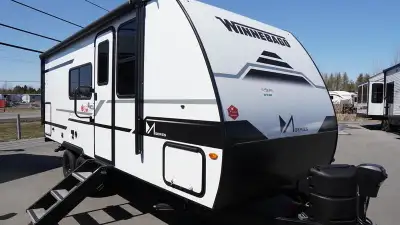 2025 Winnebago M-Series 1923RB The M-Series is the perfect blend of practicality and style for those...