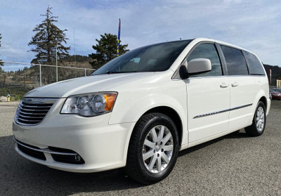 2013 CHRYSLER TOWN AND COUNTRY TOURING