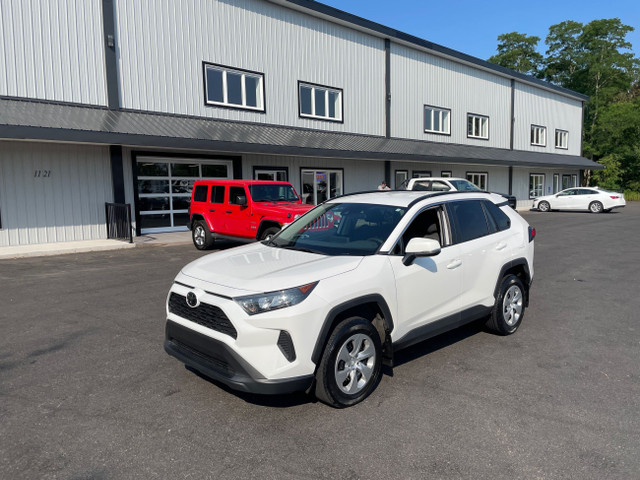2021 Toyota RAV4 LE -Clean Carfax-Great Price- in Cars & Trucks in Annapolis Valley - Image 2