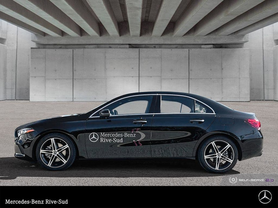 2022 Mercedes-Benz A-CLASS A220