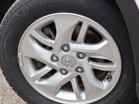 This Hyundai Venue delivers a Regular Unleaded I-4 1.6 L/98 engine powering this Variable transmissi... (image 9)