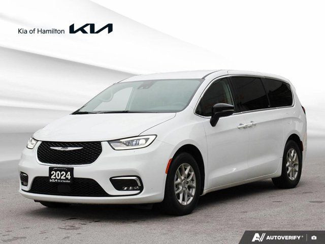 2024 Chrysler Pacifica Touring L in Cars & Trucks in Hamilton