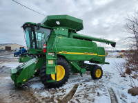 John Deere 9550 Combine