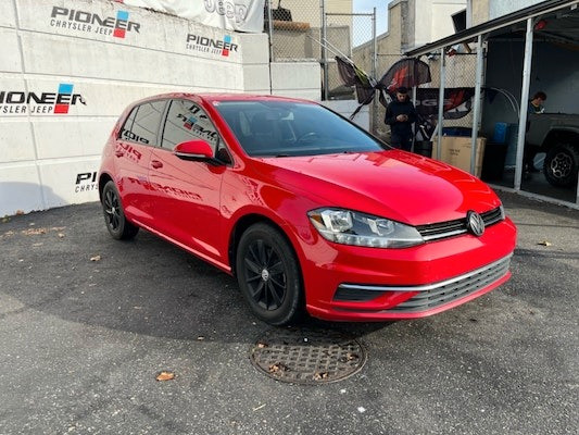 2019 Volkswagen Golf Comfortline in Cars & Trucks in Mission - Image 2