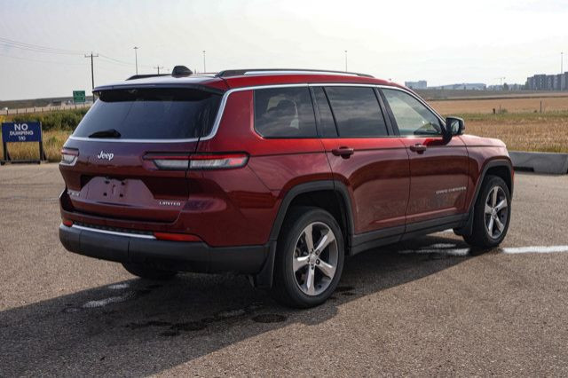 2022 Jeep Grand Cherokee L Limited in Cars & Trucks in Strathcona County - Image 3