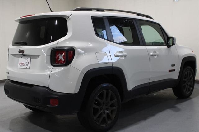 2016 Jeep Renegade 4x4 North in Cars & Trucks in Cambridge - Image 2