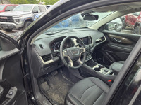 2024 GMC TERRAIN DENALI Black Diamond Edition, Sunroof, Leather, Navigation, Heads up display, Clean... (image 6)