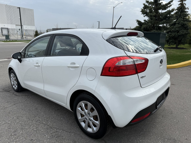 2014 Kia Rio KIA Rio -HATCHBACK - 4 Doors in Cars & Trucks in Oakville / Halton Region - Image 4