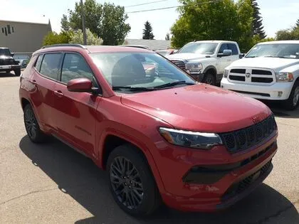 2023 Jeep Compass DEMO WITH A BLOWOUT PRICE! #82