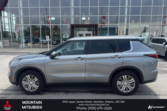 2022 Mitsubishi Outlander SE - Sunroof - Power Liftgate - $130.5 in Cars & Trucks in Hamilton - Image 2