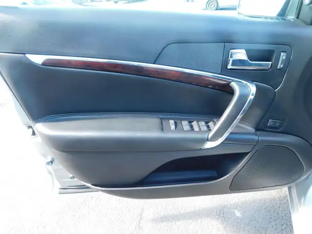 Lincoln MKZ Cuir Mags Sieges Chauffants/Climatisée TRES PROPRE 2 in Cars & Trucks in City of Montréal - Image 25