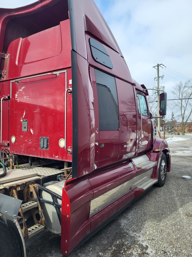 2016 Western star 5700XE in Heavy Trucks in St. Catharines - Image 3