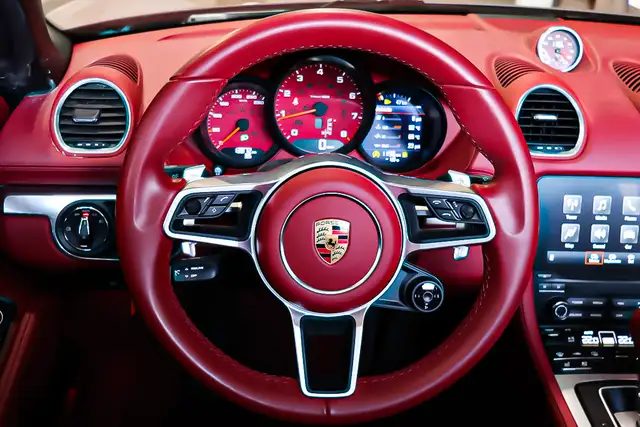 2022 Porsche Boxster AUTOMATIQUE + RWD + AUDIO BOSE + GPS + CARP in Cars & Trucks in Laval / North Shore - Image 18