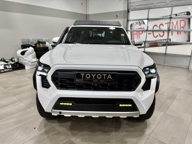 2025 Toyota Tacoma Hybrid Trailhunter | Aerial View Display in Cars & Trucks in Edmonton - Image 3