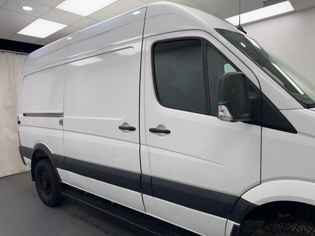 2018 Mercedes-Benz Sprinter 2500 Standard Roof V6 3.0L DIESEL... in Cars & Trucks in Lethbridge - Image 2