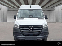 Mercedes-Benz Rive-Sud, la destination Mercedes-Benz par excellence. Bienvenue en première classe. D... (image 7)