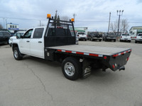 Welcome to Central Truck Sales. 2017 GMC 4X4 2500 H/D CREW CAB DECK TRUCK ,6.0L engine automatic tra... (image 4)