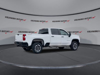 Engine: Gas V8 6.6L Safety Equipment Daytime Running Lamps with automatic exterior lamp control Airb... (image 7)