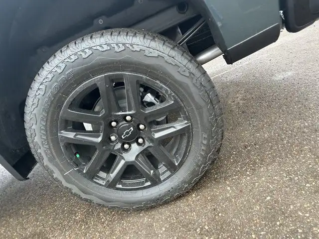 2025 Chevrolet Silverado 1500 LT Trail Boss EMPLOYEE PRICING in Cars & Trucks in Fort McMurray - Image 12