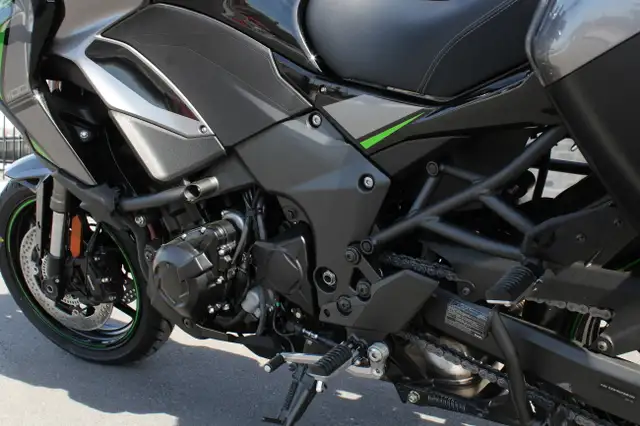 2025 Kawasaki VERSYS 1000 LT SE Motorcycle in Sport Touring in Trenton - Image 11