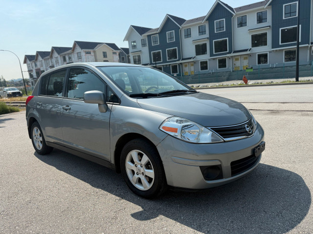 2011 Nissan Versa S HB AUTO A/C LOCAL BC 87,000KM in Cars & Trucks in Richmond - Image 2