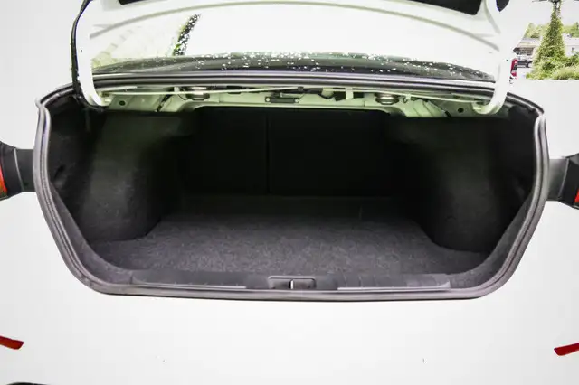 2022 Nissan Sentra S Plus • HEATED SEATS • REAR CAM • CP/AA in Cars & Trucks in Ottawa - Image 7
