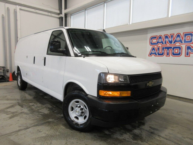  2020 Chevrolet Express 3500 3500 EXTENDED, 6.0L, A/C, PW, PL, C in Cars & Trucks in Ottawa - Image 2
