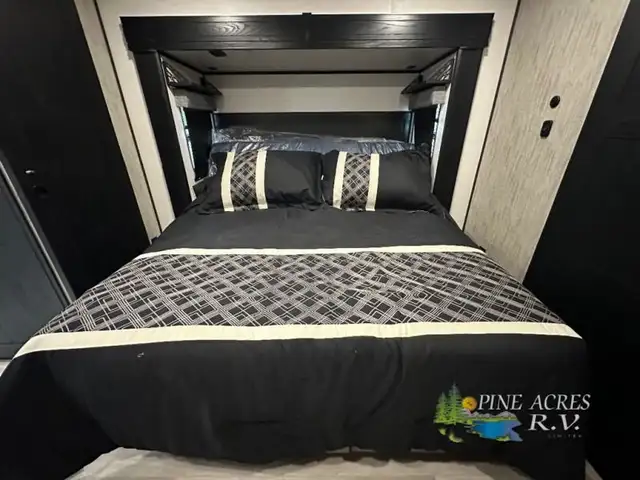 2024 KZ Durango Gold G387FLF (FRONT LIVING) in Travel Trailers & Campers in Truro - Image 19