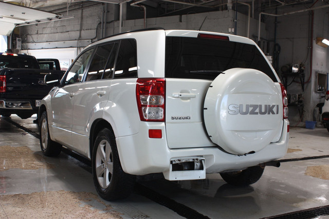 2010 Suzuki Grand Vitara JLX in Cars & Trucks in City of Montréal - Image 4