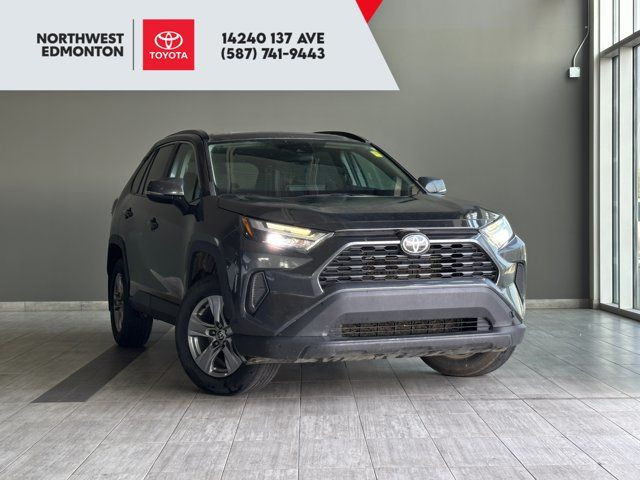 2022 Toyota RAV4 XLE | Power Liftgate | Push Button Start in Cars & Trucks in Edmonton